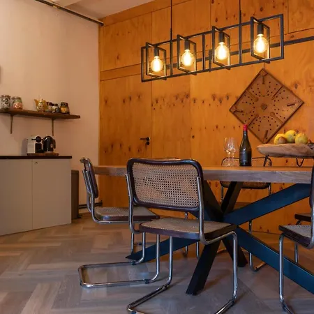 Passage - Spacious In Historic Centre * 하를렘